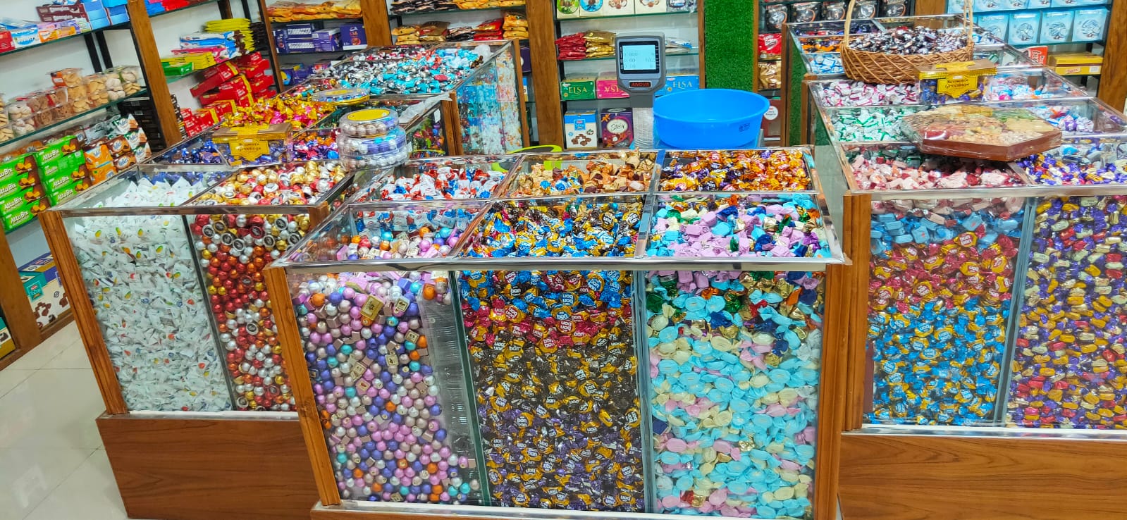 HILALI Dates and Nuts